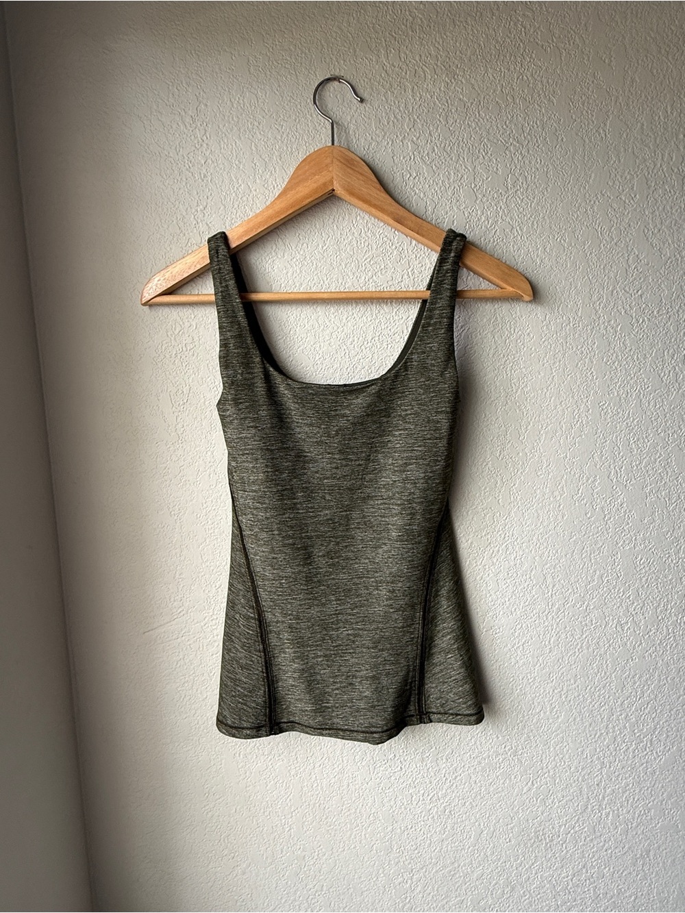 Lululemon Scoop Neck Tank